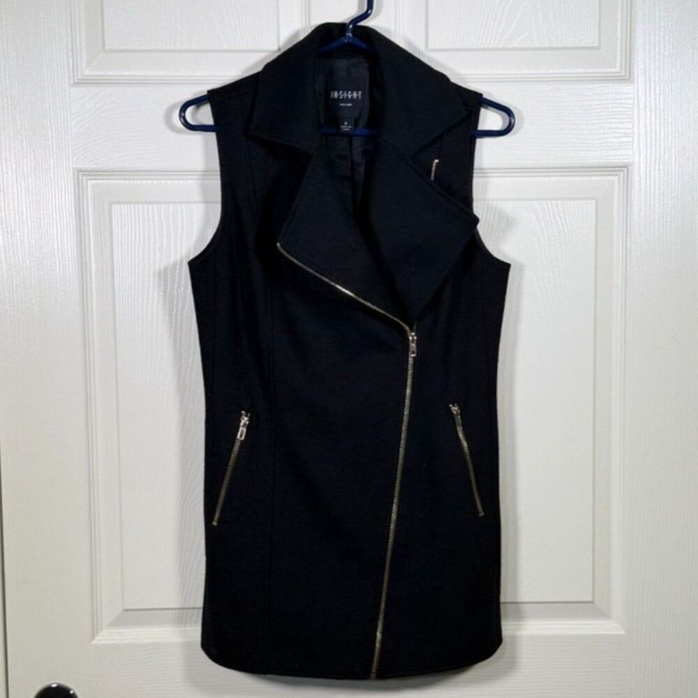 Insight New York Women's Vest with Zipper - Size 4